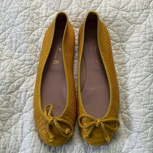 Pretty Ballerinas Yellow shoes size 8